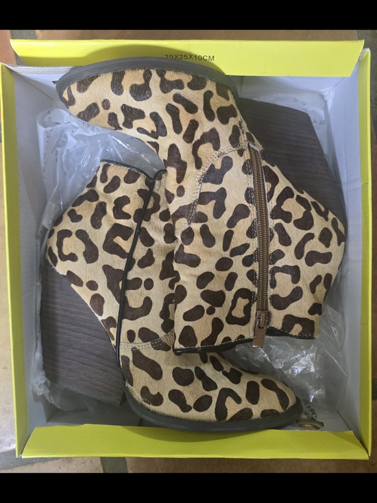 Volatile Shoes - Volatile Leopard Print Ankle Booties - Tan & Brown